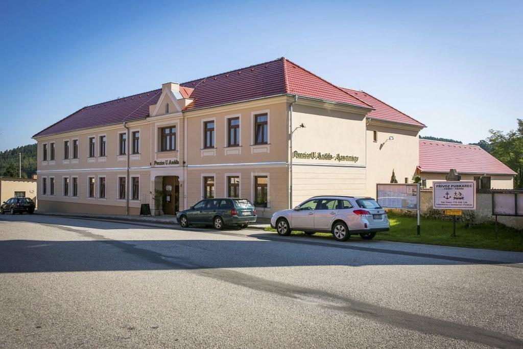 U Anděla Purkarec